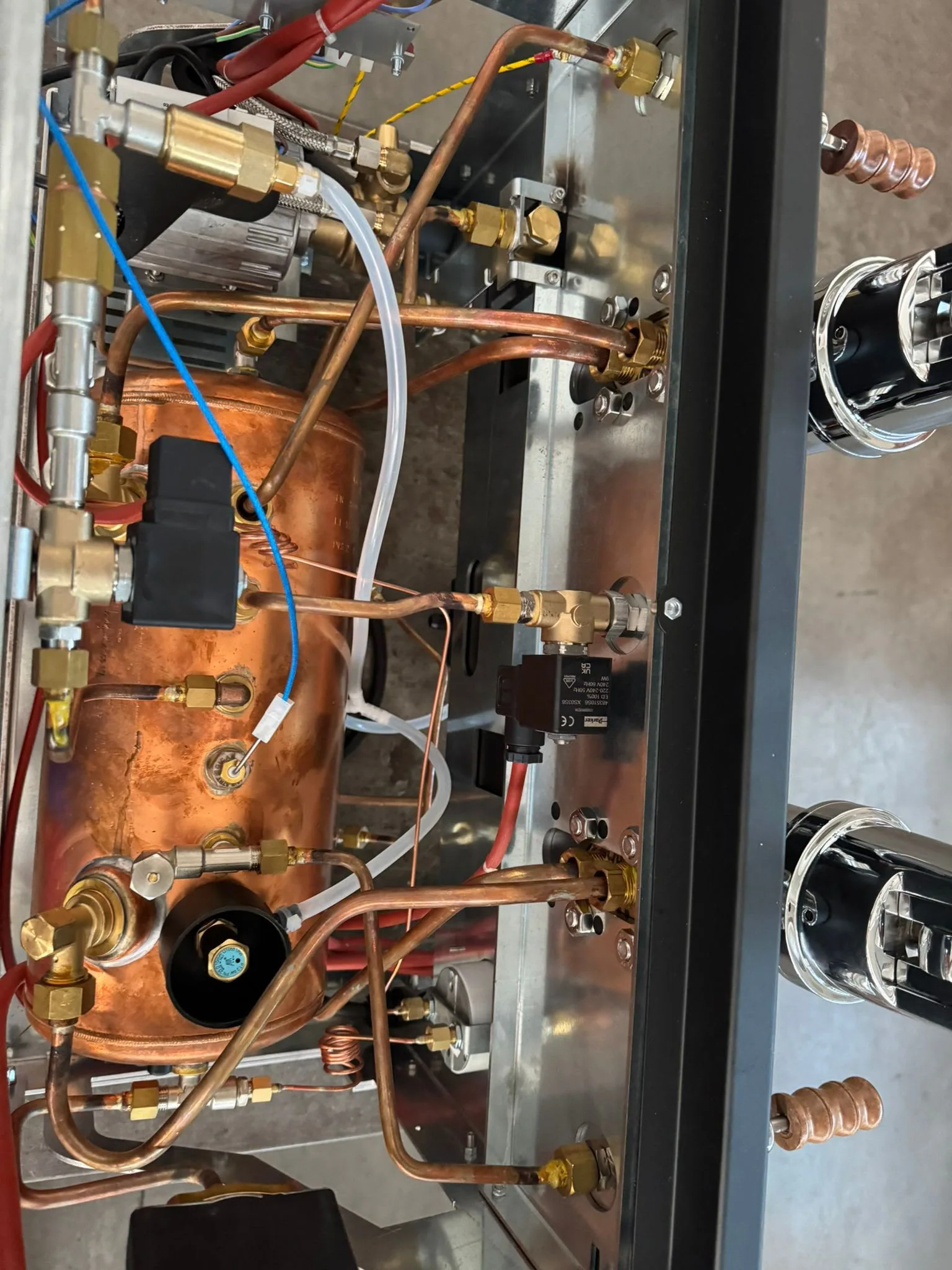 Macchina da caffè espresso professionale La Nuova Era, foto 4 – esempio di attrezzatura trattata da Domi Coffee Tech, Mirano (Venezia)