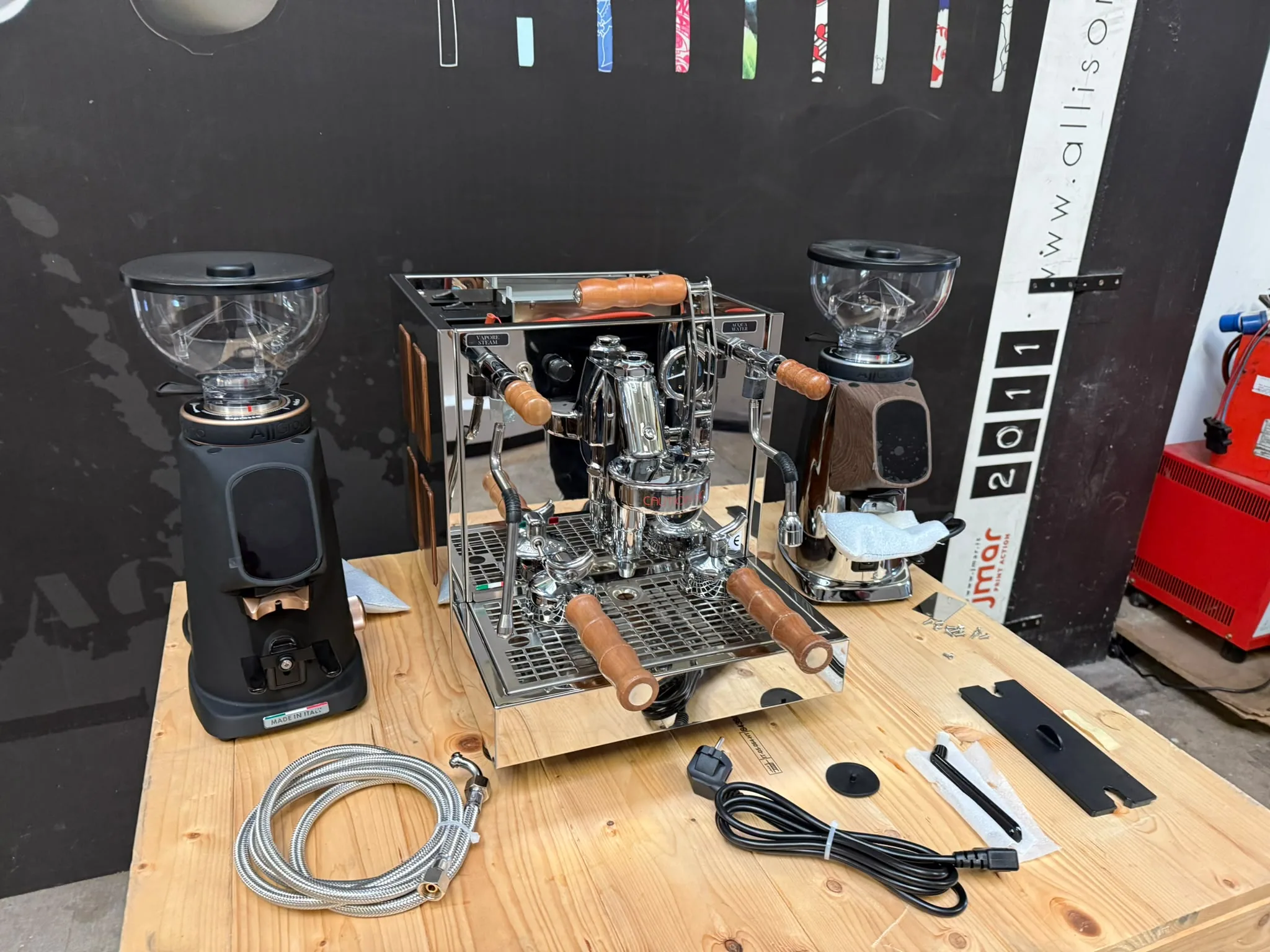 Macchina da caffè espresso professionale La Nuova Era, foto 8 – esempio di attrezzatura trattata da Domi Coffee Tech, Mirano (Venezia)
