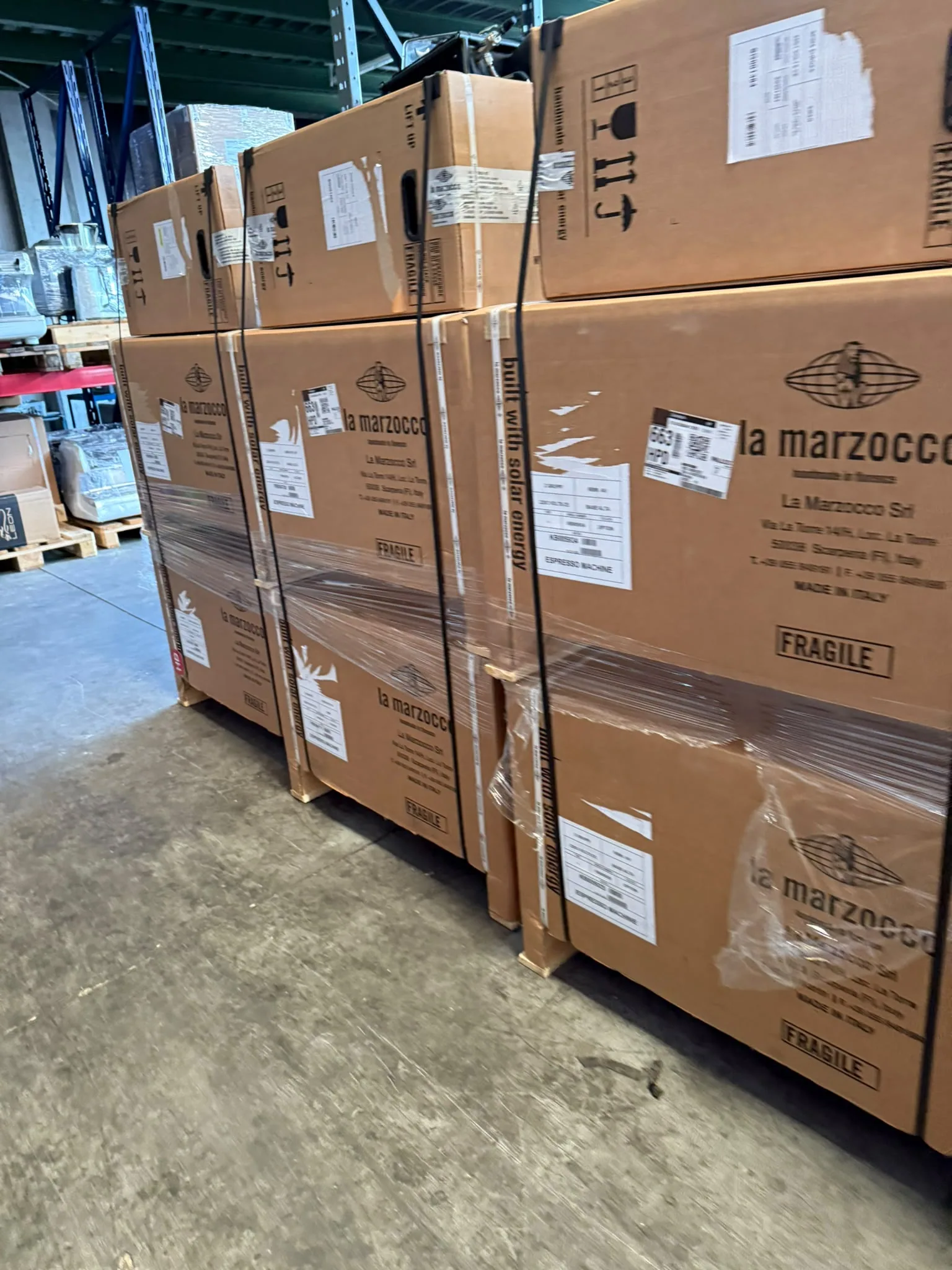 Macchina da caffè espresso professionale Marzocco, foto 8 – esempio di attrezzatura trattata da Domi Coffee Tech, Mirano (Venezia)