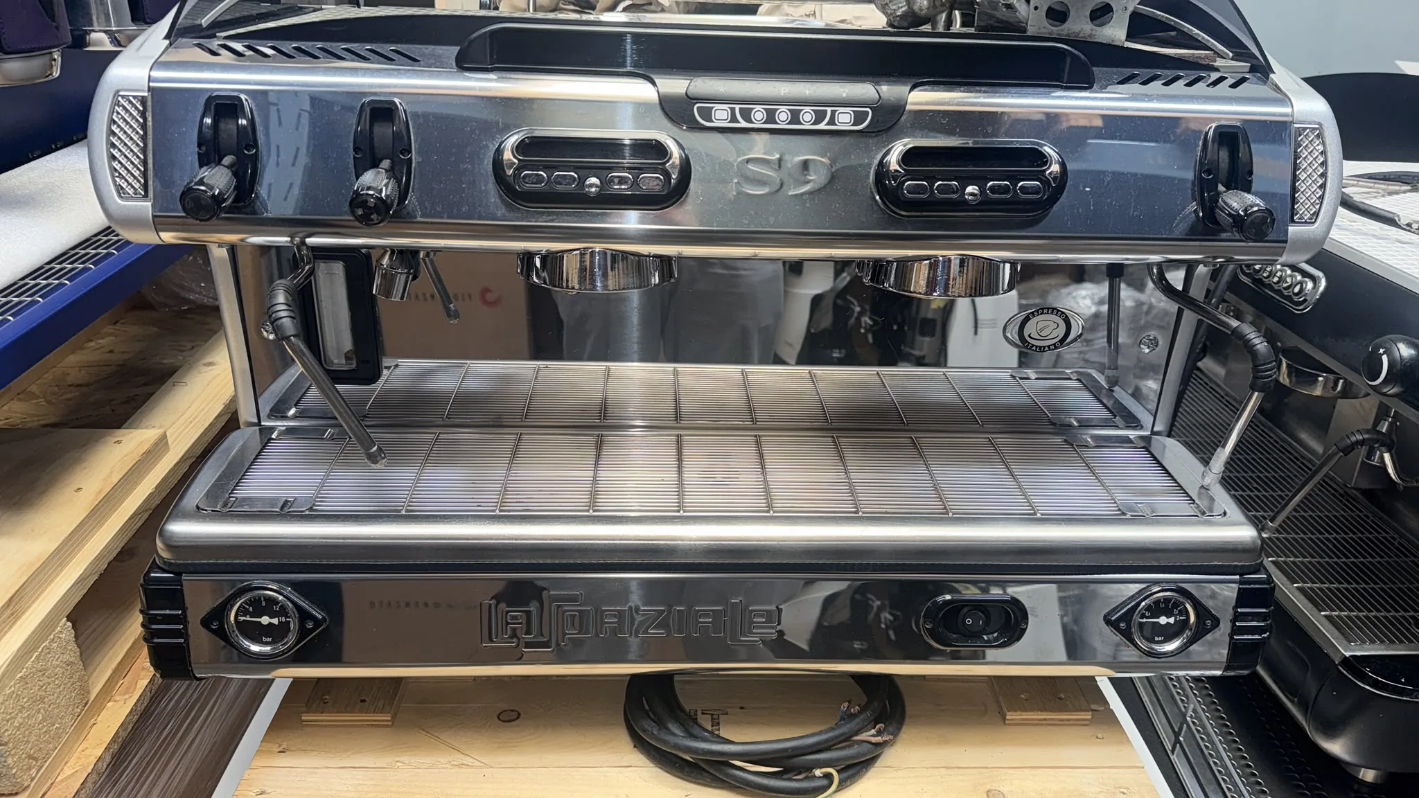Macchina da caffè espresso professionale Spaziale, foto 2 – esempio di attrezzatura trattata da Domi Coffee Tech, Mirano (Venezia)